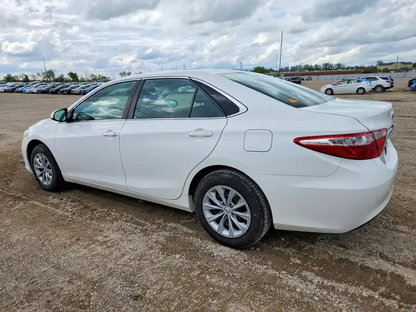 4T1BF1FK7HU799152 2017 TOYOTA CAMRY - Image 2
