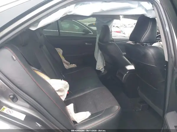 4T1BF1FK7HU806018 2017 TOYOTA CAMRY - Image 8