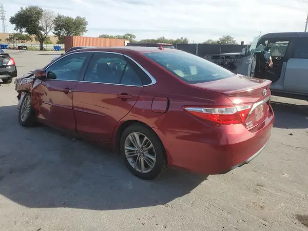 4T1BF1FK7HU809422 2017 TOYOTA CAMRY - Image 2