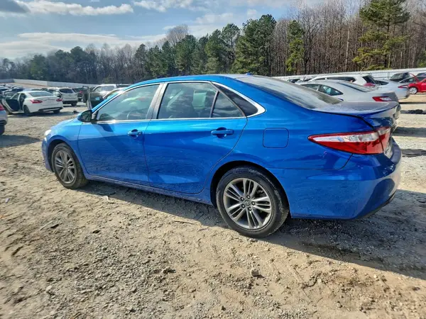 4T1BF1FK7HU810277 2017 TOYOTA CAMRY - Image 2