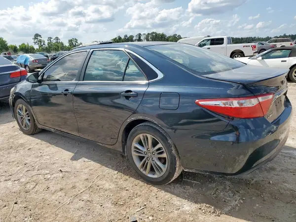 4T1BF1FK7HU811798 2017 TOYOTA CAMRY - Image 2
