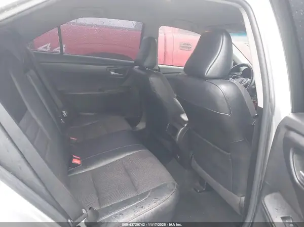 4T1BF1FK7HU813132 2017 TOYOTA CAMRY - Image 8