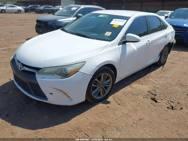 4T1BF1FK8GU119287 2016 TOYOTA CAMRY - Image 2