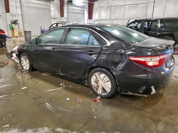 4T1BF1FK8GU119466 2016 TOYOTA CAMRY - Image 2