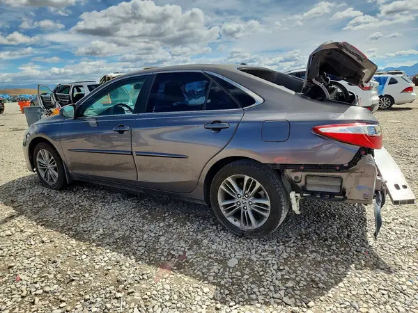 4T1BF1FK8GU119998 2016 TOYOTA CAMRY - Image 2