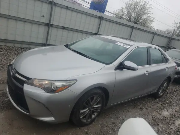 4T1BF1FK8GU121590 2016 TOYOTA CAMRY - Image 1