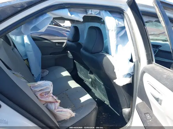 4T1BF1FK8GU121623 2016 TOYOTA CAMRY - Image 8