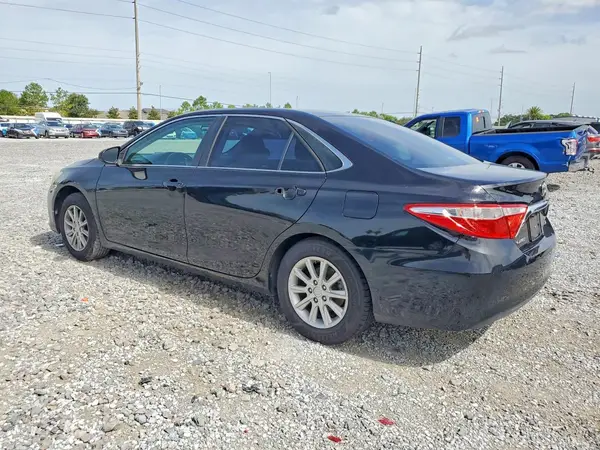 4T1BF1FK8GU123307 2016 TOYOTA CAMRY - Image 2