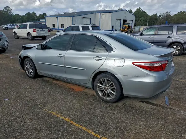 4T1BF1FK8GU124148 2016 TOYOTA CAMRY - Image 2