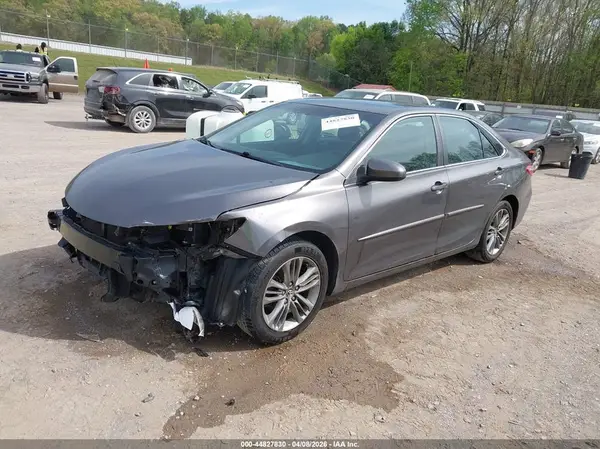 4T1BF1FK8GU128250 2016 TOYOTA CAMRY - Image 2
