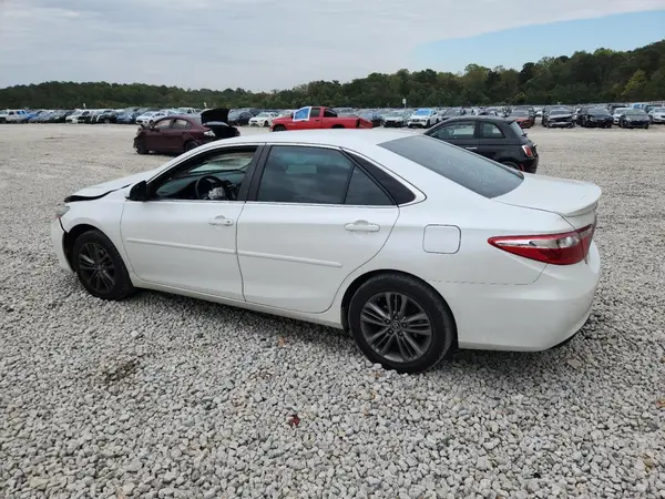 4T1BF1FK8GU133075 2016 TOYOTA CAMRY - Image 2