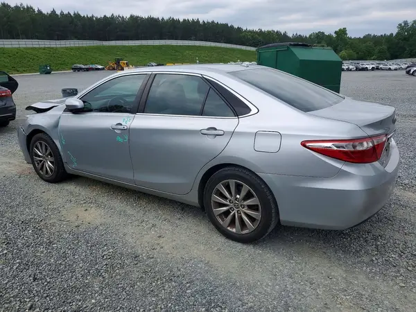 4T1BF1FK8GU137921 2016 TOYOTA CAMRY - Image 2