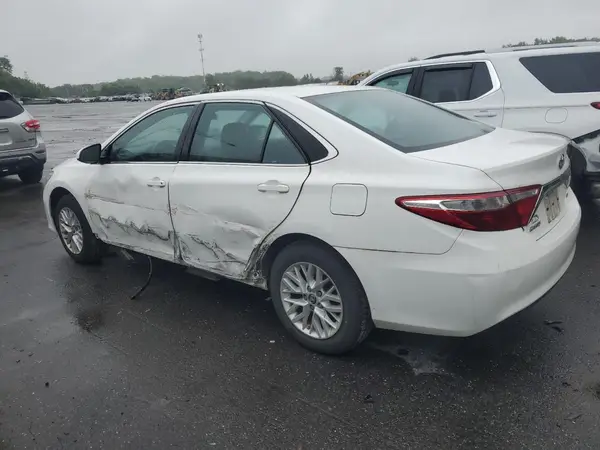 4T1BF1FK8GU145128 2016 TOYOTA CAMRY - Image 2