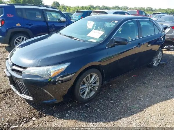 4T1BF1FK8GU146926 2016 TOYOTA CAMRY - Image 2