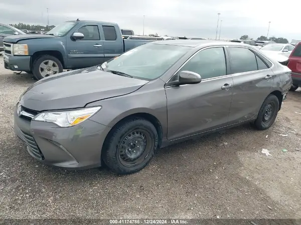 4T1BF1FK8GU151091 2016 TOYOTA CAMRY - Image 2