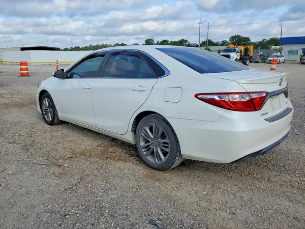 4T1BF1FK8GU154119 2016 TOYOTA CAMRY - Image 2