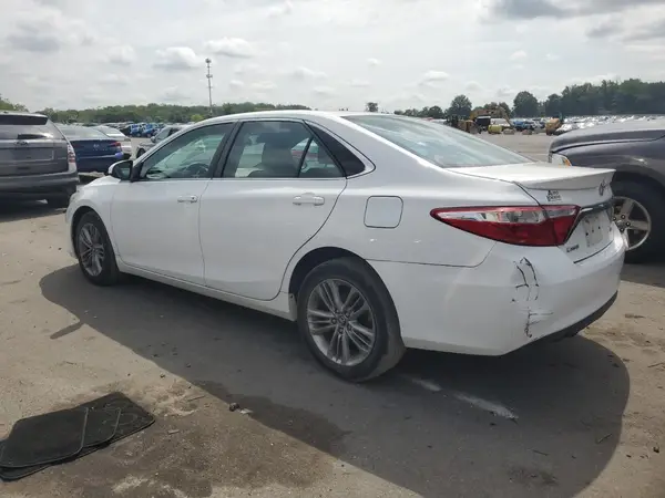 4T1BF1FK8GU156288 2016 TOYOTA CAMRY - Image 2