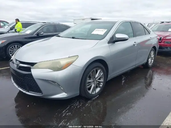 4T1BF1FK8GU161684 2016 TOYOTA CAMRY - Image 2