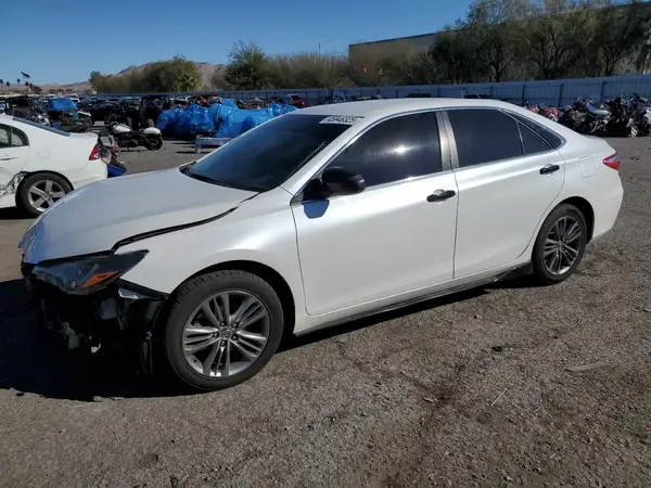 4T1BF1FK8GU163192 2016 TOYOTA CAMRY - Image 1