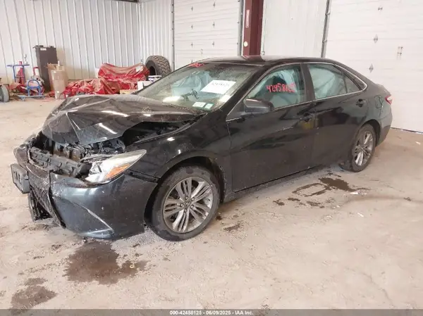 4T1BF1FK8GU166352 2016 TOYOTA CAMRY - Image 2