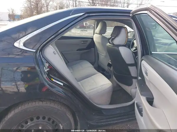 4T1BF1FK8GU168604 2016 TOYOTA CAMRY - Image 8