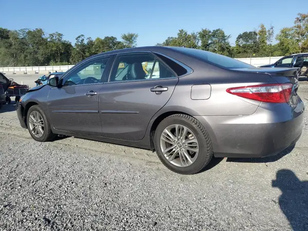 4T1BF1FK8GU168831 2016 TOYOTA CAMRY - Image 2