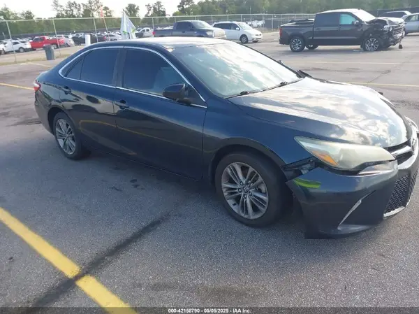 4T1BF1FK8GU169235 2016 TOYOTA CAMRY - Image 1