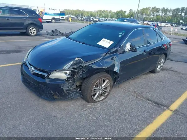 4T1BF1FK8GU169235 2016 TOYOTA CAMRY - Image 2