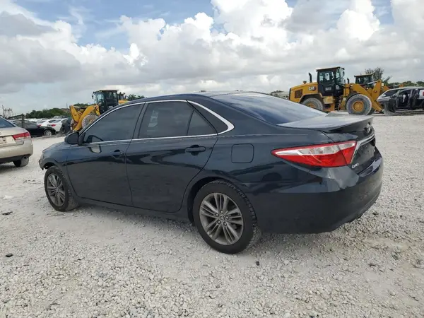 4T1BF1FK8GU169865 2016 TOYOTA CAMRY - Image 2