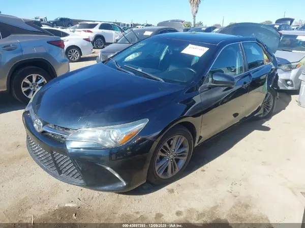 4T1BF1FK8GU170420 2016 TOYOTA CAMRY - Image 2