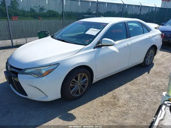 4T1BF1FK8GU174662 2016 TOYOTA CAMRY - Image 2