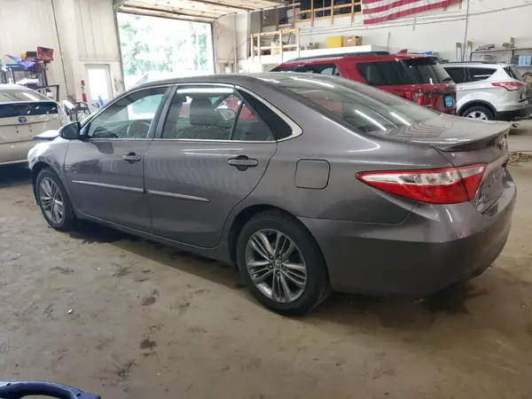 4T1BF1FK8GU176329 2016 TOYOTA CAMRY - Image 2