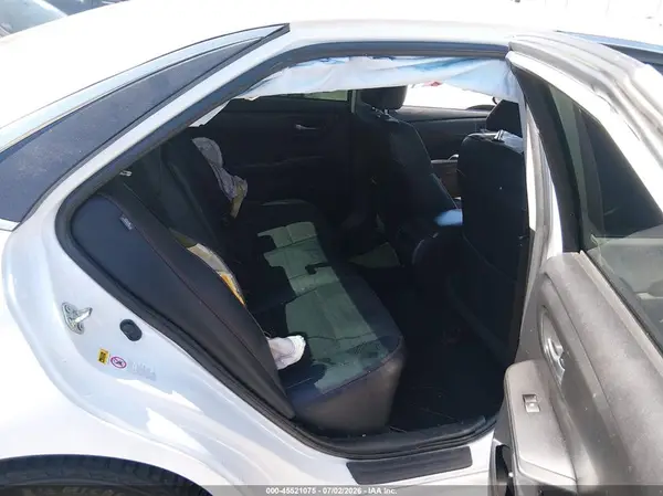 4T1BF1FK8GU176878 2016 TOYOTA CAMRY - Image 8
