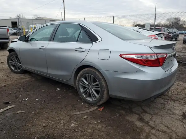 4T1BF1FK8GU178873 2016 TOYOTA CAMRY - Image 2