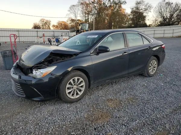 4T1BF1FK8GU179196 2016 TOYOTA CAMRY - Image 1