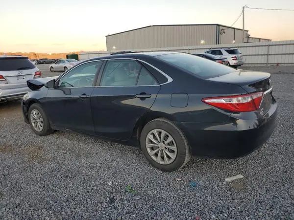 4T1BF1FK8GU179196 2016 TOYOTA CAMRY - Image 2