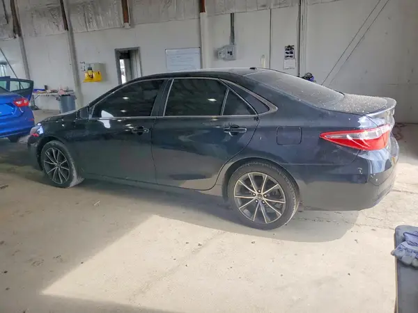 4T1BF1FK8GU180171 2016 TOYOTA CAMRY - Image 2