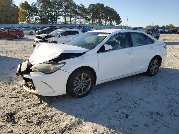 4T1BF1FK8GU183510 2016 TOYOTA CAMRY - Image 1