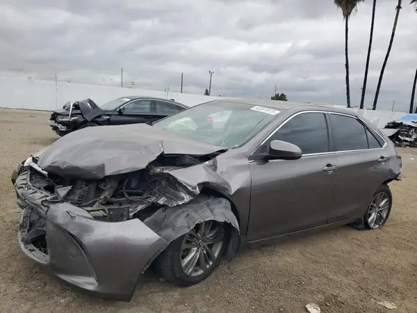 4T1BF1FK8GU183569 2016 TOYOTA CAMRY - Image 1