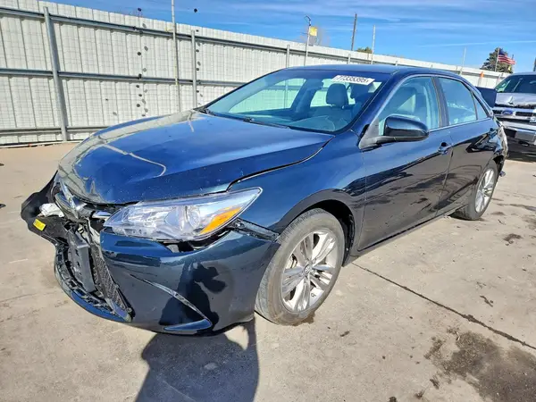 4T1BF1FK8GU185063 2016 TOYOTA CAMRY - Image 1