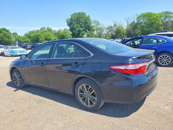 4T1BF1FK8GU186469 2016 TOYOTA CAMRY - Image 2