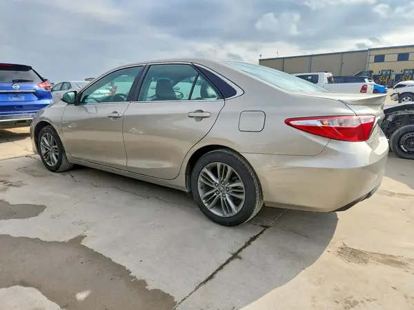 4T1BF1FK8GU187234 2016 TOYOTA CAMRY - Image 2