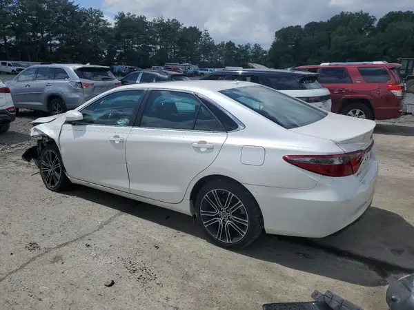 4T1BF1FK8GU187640 2016 TOYOTA CAMRY - Image 2