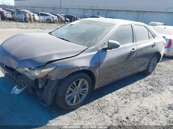 4T1BF1FK8GU187802 2016 TOYOTA CAMRY - Image 2