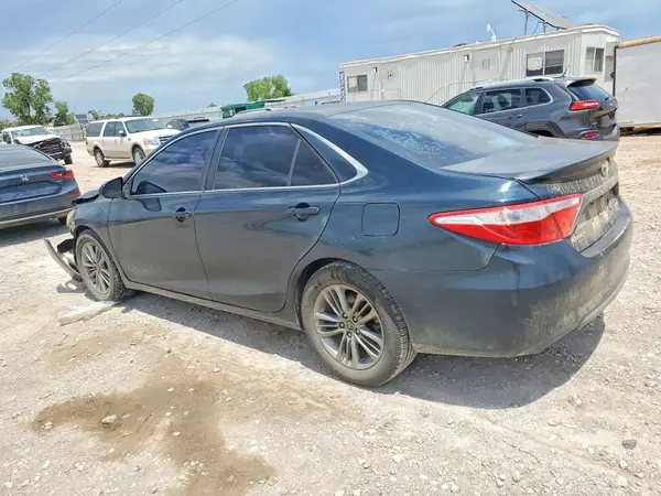 4T1BF1FK8GU190179 2016 TOYOTA CAMRY - Image 2