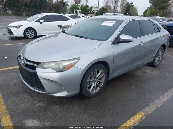 4T1BF1FK8GU191879 2016 TOYOTA CAMRY - Image 2