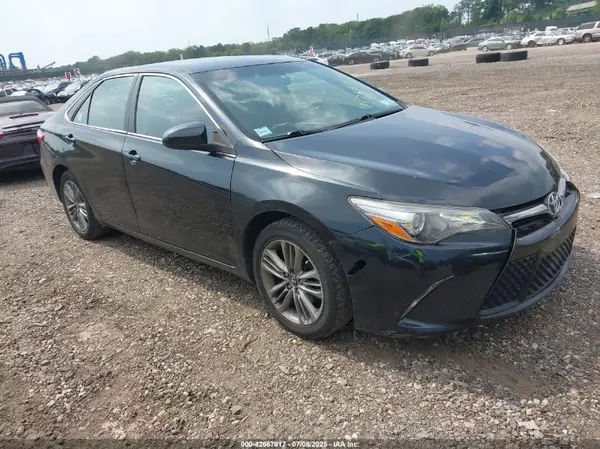 4T1BF1FK8GU195351 2016 TOYOTA CAMRY - Image 1