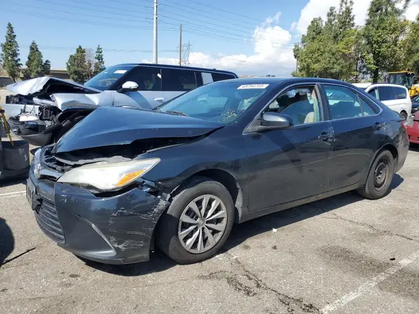 4T1BF1FK8GU204565 2016 TOYOTA CAMRY - Image 1