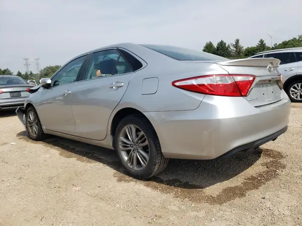 4T1BF1FK8GU205022 2016 TOYOTA CAMRY - Image 2