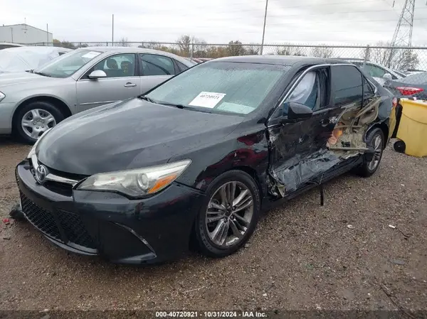 4T1BF1FK8GU206820 2016 TOYOTA CAMRY - Image 2